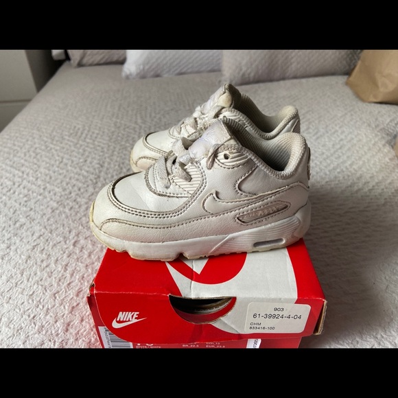 Toddler shoes - Picture 1 of 4